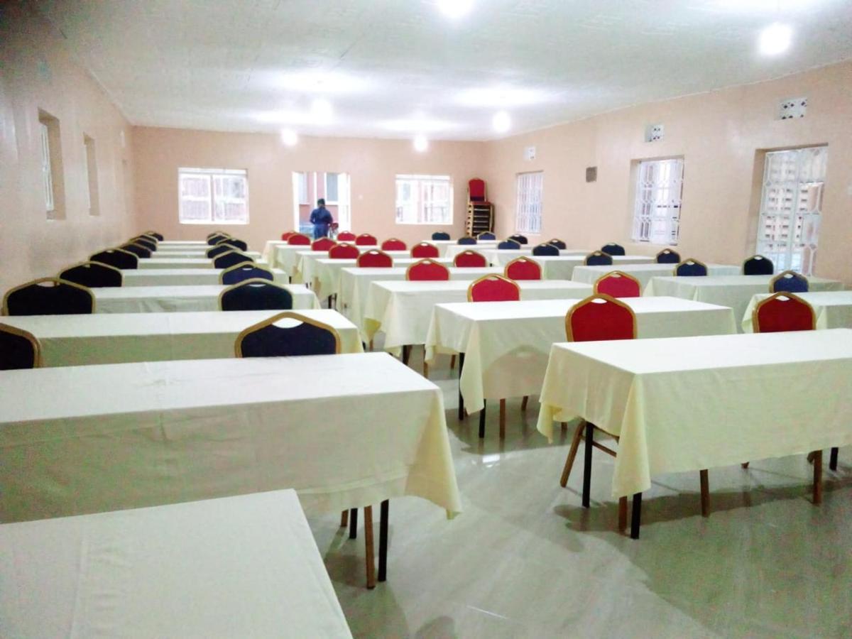 Westcliff Hotel Lira Bagian luar foto