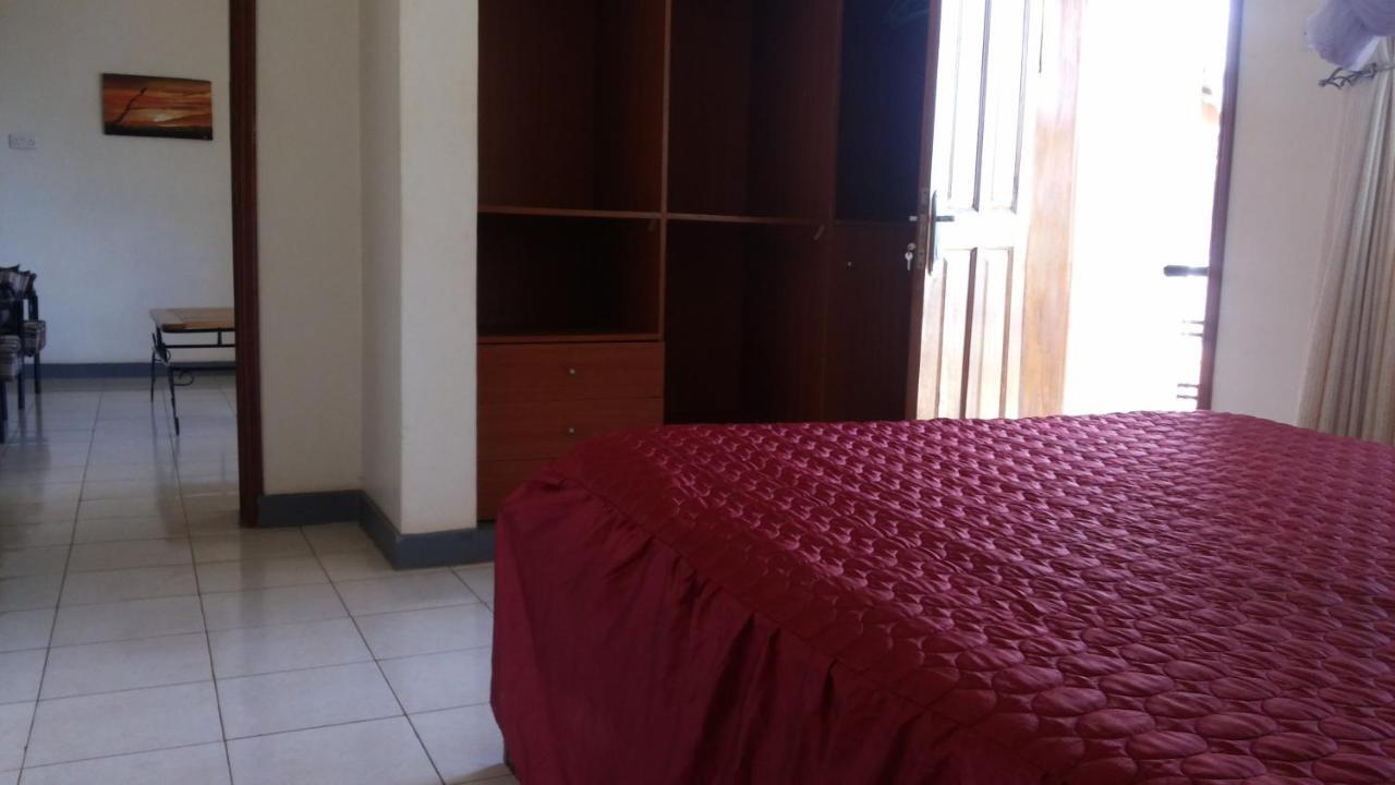 Westcliff Hotel Lira Bagian luar foto
