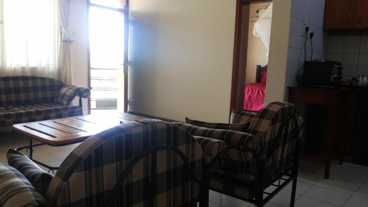 Westcliff Hotel Lira Bagian luar foto
